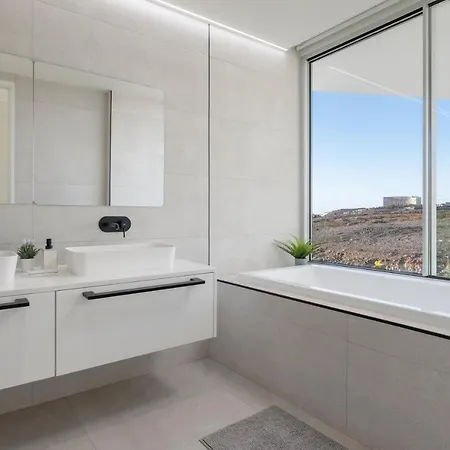 Βίλα Superior 1 - Casangular By Upper *