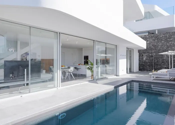 Superior 1 - Casangular By Upper 빌라 아데제