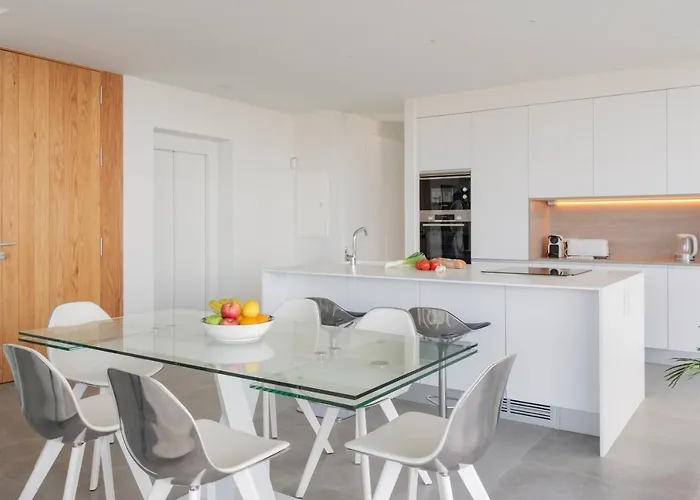 Superior 1 - Casangular By Upper Vila